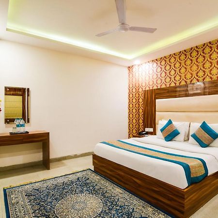 Olivia Hotels At Delhi Airport Ню Делхи Екстериор снимка